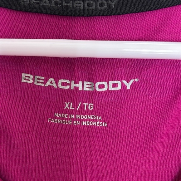 5/$25 tank top workout XL - Picture 2 of 3